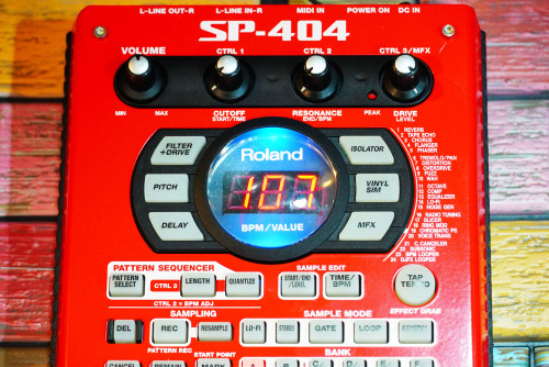 มาใหม่สวยๆ Roland SP-404 Sampler พร้อมเมม512MBและอะแด๊ปเตอร์แท้ 2