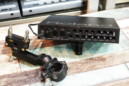 โมดูลกลอง Roland TD-7 พร้อมขา ใช้งานปรกติ 512เสียง 32ชุดกลอง โปรแกรมเสียงได้ 10ทริก ซาวด์ 1