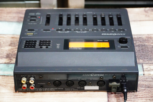 Roland SC-155 (JAPAN) ซาวด์แคนวาส ที่มีสไลด์มิกซ์คอนโทรลพาร์ทดนตรีได้ในตัว ต่อคอมได้2 2