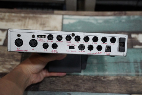 YAMAHA dtxpress II (JAPAN) โมดูลกลองไฟฟ้า ทริกกับกลองจริงหรือแป้นยาง ผ่านไมค์หรือเปี๊ยซโซ่ 2
