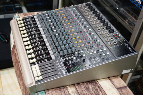 สวยๆจากญี่ปุ่น Mackie 1642-VLZ3 16ch ไฟ220V 2