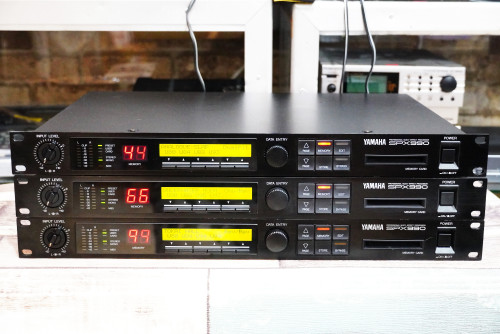 3 ตัวสวยๆ YAMAHA SPX990 (JAPAN) เอฟเฟคไมค์ตัวเทพในวงการPA เสียงดีจริงๆ เอฟเฟคในมิกซ์ไม่พอใช้