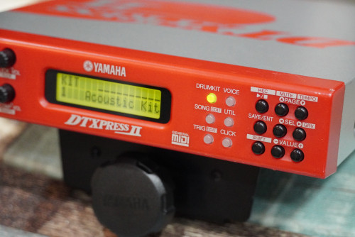 YAMAHA dtxpress II (JAPAN) โมดูลกลองไฟฟ้า ทริกกับกลองจริงหรือแป้นยาง ผ่านไมค์หรือเปี๊ยซโซ่ 1