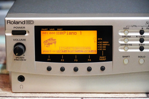 Roland SC-8850 (JAPAN) ซาวด์คาราโอเกะตัวท๊อป เสียงดนตรีละเอียดและสมจริงที่สุด รีวิวยูทูปที่ช่อง Toka 1