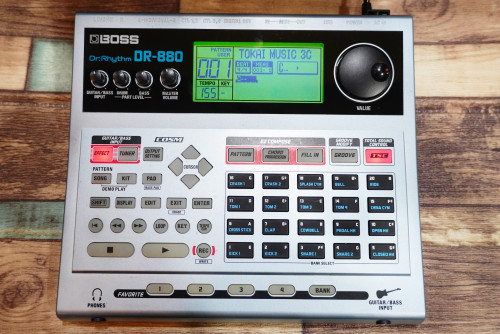 สวยๆ ญี่ปุ่น BOSS DR-880 ลงจังหวะไทยแล้ว พร้อมคู่มือไทย อะแด๊ปเตอร์ครบ