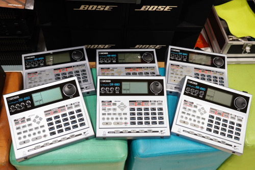มา6ตัว BOSS DR-880 ลงจังหวะไทย76จังหวะ มีลูกส่ง พร้อมอะแด๊ปเตอร์ คู่มือไทย ราคา 14000-16500