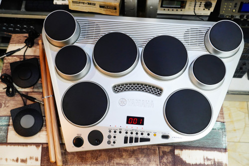 กลองไฟฟ้า YAMAHA DD-65 พร้อมฟุต2อัน อะแด๊ปเตอร์ ไม้กลอง เซฟชุดกลองได้3ชุด ต่อคอมGMคาราโอเกะได้ 