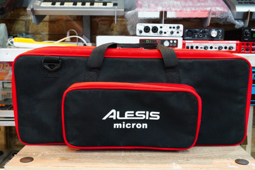 ALESIS MICRON 37คีย์โซโล่คีย์บอร์ด ซินธิไซเซ่อร์ 600เสียง สภาพใหม่มาก พร้อมกระเป๋าแท้ อะแด๊ปเตอร์ คู 1