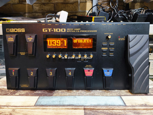 BOSS GT-100 พร้อมอะแด๊ปเตอร์Rolandแท้ 