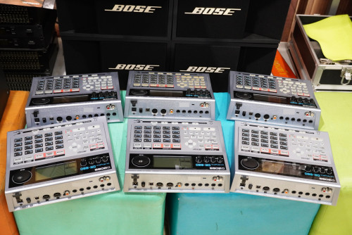 มา6ตัว BOSS DR-880 ลงจังหวะไทย76จังหวะ มีลูกส่ง พร้อมอะแด๊ปเตอร์ คู่มือไทย ราคา 14000-16500 1