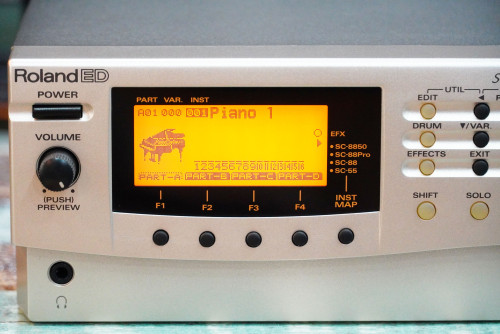 ใหม่กริ๊ป Roland SC-8850 (JAPAN) เป็นซาวด์โมดุลที่ให้เสียงดนตรีได้ละเอียดและสมจริงที่สุด 5