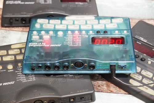 ZOOM RT-123 (JAPAN) ริทึ่มบอกซ์กลองไฟฟ้า เสียงกลองดีมาก เคาะแทนกลองจริง ตลกตีมุข โฟล๊คเล 2