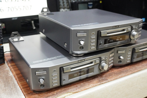 เครื่องเอ็มดี SONY MDS-S50 นำเข้าญี่ปุ่น ใช้งานปรกติทั้งอัดและอ่าน รองรับMDLP แถมแผ่นMD 1แผ่น ประกัน 1