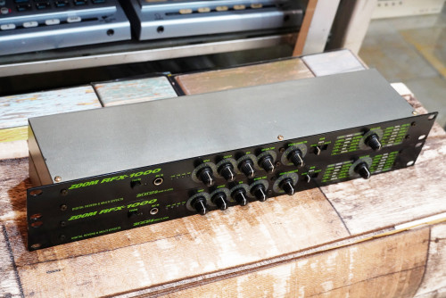 เอฟเฟคไมค์ ZOOM RFX-1000 (JAPAN) งานญี่ปุ่น คุณภาพเสียงดีเยี่ยม พร้อมอะแด๊ปเตอร์ 4