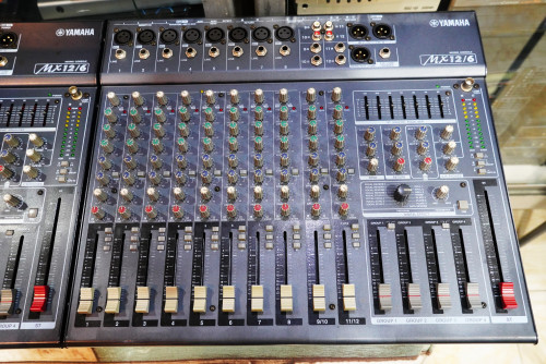 ตัวละ 12000 YAMAHA MX 12/6 แท้จากญี่ปุ่น (ผลิตไต้หวัน) 12 ช่อง/8 ไมค์ / 4 Group 3