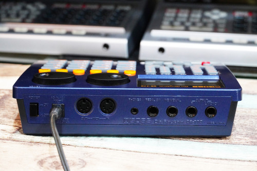 บอกซ์กลอง BOSS DR-770 (JAPAN) ลงจังหวะไทย136จังหวะ อัดเพิ่มได้ มีลูกส่งลูกรัวคั่นกลาง ต่อฟุตคู 1