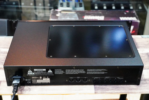 ใหม่กริ๊ป Roland JV-2080 (JAPAN) หลายคนชอบแนวเสียงJVมันสดและกว้างกว่าตระกูลSC แยกได้6ไลน์ 3