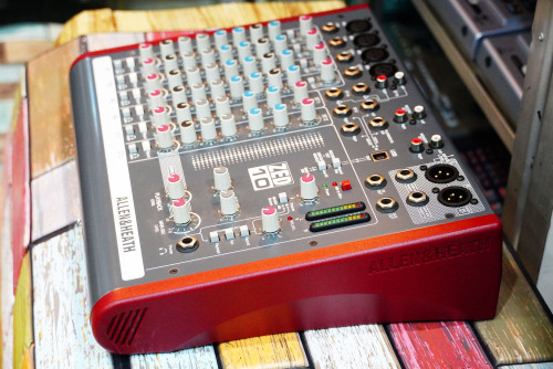 ใหม่กริ๊ป ของแท้จากญี่ปุุ่น Allen&Heath ZED-10 4ไมค์ 2สเตอ 3แบนด์อีคิว 2Aux ไฟ220V คอมแพคมิกซ์ 3