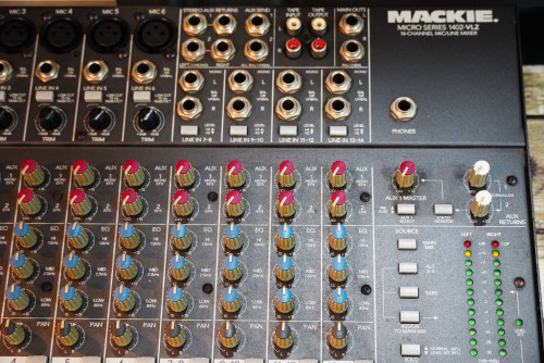 (4) Mackie 1402-VLZ  (USA) ยูเอสแท้ 14ch 6Mic 6Group 2Aux 1