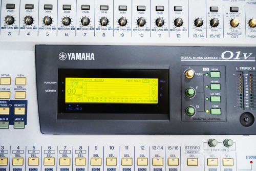 ดิจิตอลมิกซ์ YAMAHA O1V (MADE IN JAPAN) พร้อมฮาร์ดเคสญี่ปุ่น ตัวเดียวจบ อีคิวคอมพ์เกทเอฟเฟคในตัว 6