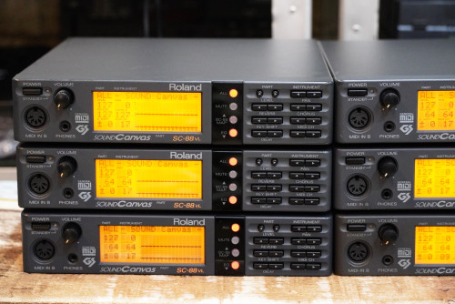 ฟังในบ้าน เน้นเสียงคมๆใสๆ Roland SC-88VL (MADE IN JAPAN) ซาวด์คาราโอเกะ เสียงใส หวาน ดีมาก ต่อคอมได้ 2