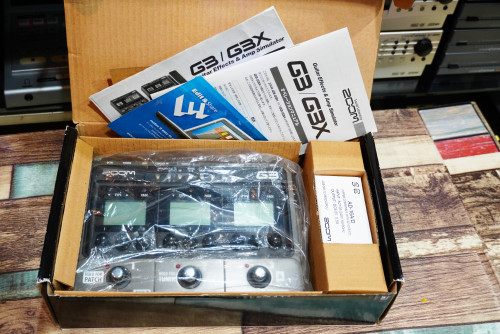 สวยๆกล่องครบ ZOOM G3 เอฟเฟคกีต้าร์ มีAudio Interfaceในตัว พร้อมอะแด๊ปเตอร์แท้ 2