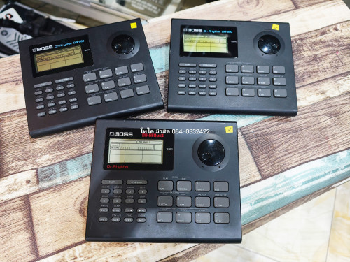 มีทั้ง2รุ่น BOSS DR-550mkII , DR-550 บอกซ์กลอง ซาวด์กลองดีมาก พร้อมอะแด๊ปเตอร์ คู่มือไทย