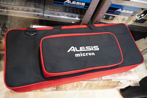 สวยๆพร้อมกระเป๋า ALESIS MICRON 37คีย์โซโล่คีย์บอร์ดซินธิไซเซ่อร์ มี600เสียง พร้อมอะแด๊ปเตอร์ 1