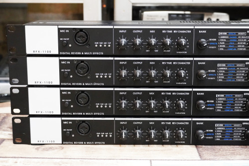 ZOOM RFX-1100 เอฟเฟคไมค์เสียงดีจากญี่ปุ่น ตัวรองจาก RFX-2200 เสียงดีเหมือนกัน ปรับแมนน่วล ไฟ220V 1