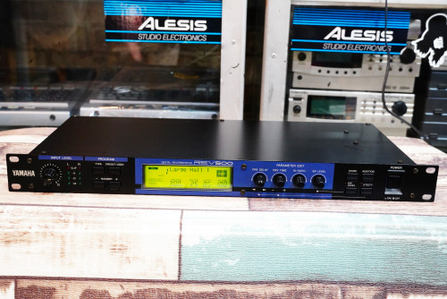 ราคาพิเศษ YAMAHA REV500 จอเส้นขาด2จุดตามรูป เสียงปรกติ แต่งเสียงให้แล้ว20เบอร์