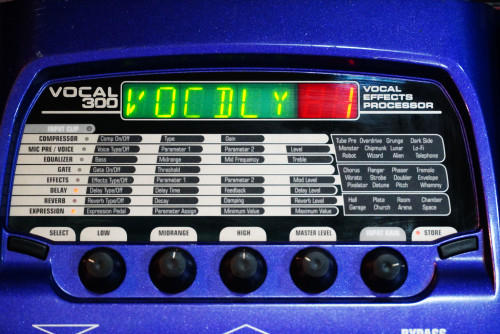 เอฟเฟคไมค์แบบเหยียบ DigiTech VOCAL300 นักร้องคุมเสียงเอง 24เอฟเฟค ซาวด์24บิต เซฟผสมเสียงได้40เสียง 2