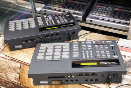 3ตัวสวยๆ Roland R-70 (JAPAN) ลงจังหวะไทย100จังหวะ มีลูกส่งคั่นกลาง พร้อมอะแด๊ปเตอร์ คู่มือไทย 4