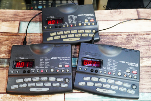 ZOOM RT-123 (JAPAN) ริทึ่มบอกซ์กลองไฟฟ้า เสียงกลองดีมาก เคาะแทนกลองจริง ตลกตีมุข โฟล๊คเล