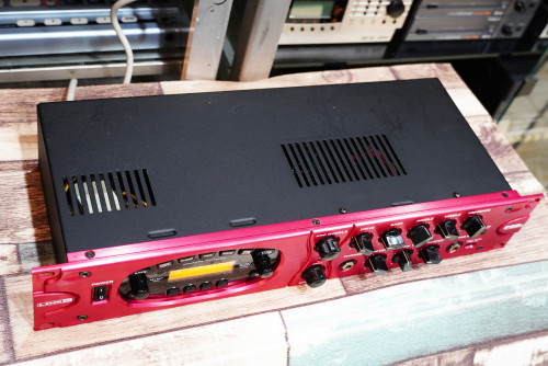 Line 6 POD XT PRO Ultimate กีต้าร์มัลติเอฟเฟคและปรีแอมป์ แอมป์ซิมูเลเตอร์ ใช้งานปรกติ ไฟ220V 3