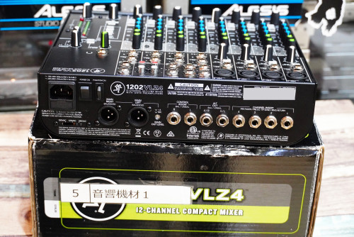 เหมือนใหม่กล่องครบ Mackie 1202-VLZ4 12ch 4ไมค์ ไฟ220V งานคุณภาพจากยูเอส 2