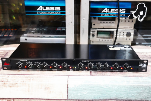 ของแท้จากญี่ปุ่น dbx 234XL 2/3/4 way crossover ครอสโอเว่อร์ 3ทาง 