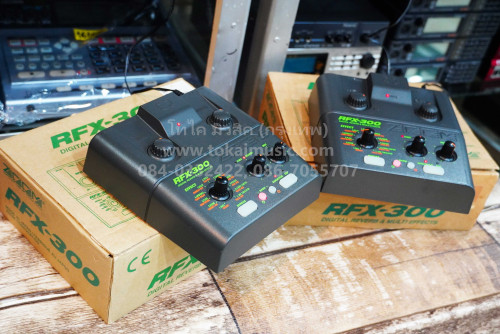ZOOM RFX-300 (JAPAN) เอฟเฟคไมค์ญี่ปุ่น ขนาดกระทัดรัด ปรับง่าย เสียงดีมาก ราคาเบาๆ พร้อมอะแด๊ปเตอร์ 1