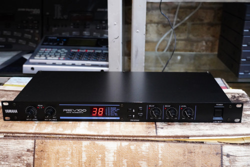 มา1ตัวสวยๆ YAMAHA REV100 (MADE IN JAPAN) ของแท้จากญี่ปุ่น พร้อมอะแด๊ปเตอร์และคู่มือไทย สวยๆจาก