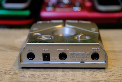 ZOOM 504II ACOUSTIC มัลติเอฟเฟคสำหรับอะคูสติกกีต้าร์หรืออุปกรณ์อะคูสติคอื่นๆ แซก/ทรัมเป็ท/ไวโอลิน.. 1