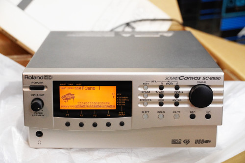 เหมือนใหม่ กล่องครบ Roland SC-8850 (JAPAN) ซาวด์โมดุลที่ให้เสียงดนตรีละเอียดและสมจริงที่สุด