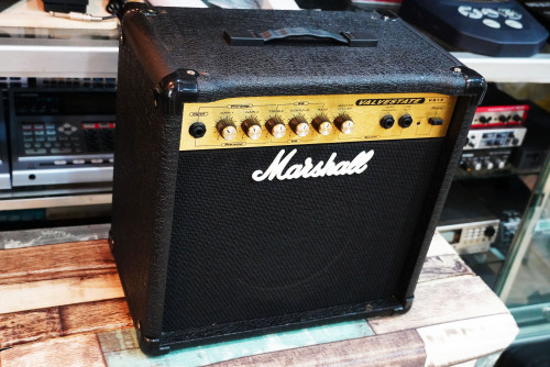 Marshall VALVESTATE VS15 (MADE IN ENGLAND) 15 Watt RMS ตู้แอมป์หลอดรุ่นคลาสสิค เสียงแตกในตัว 2