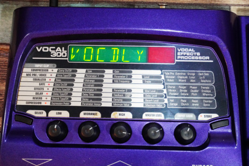 เอฟเฟคไมค์แบบเหยียบ DigiTech VOCAL300 นักร้องคุมเสียงเอง 24เอฟเฟค ซาวด์24บิต เซฟผสมเสียงได้40เสียง 2