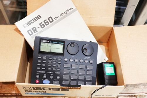 ใหม่กริ๊ปกล่องครบ BOSS DR-660 (JAPAN) บอกซ์กลอง ลงจังหวะไทย124จังหวะ มีลูกส่งลูกรัว มีทุกจังหวะที่ต้ 1