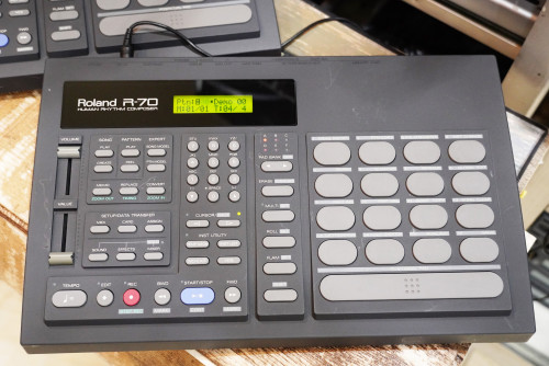 3ตัวสวยๆ Roland R-70 (JAPAN) ลงจังหวะไทย100จังหวะ มีลูกส่งคั่นกลาง พร้อมอะแด๊ปเตอร์ คู่มือไทย 5