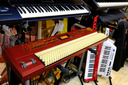 Revolution WHOLE TONE (MADE IN TOKYO,JAPAN) Cromatic Keyboard 88Notes Vintage Sound from JAPAN 1