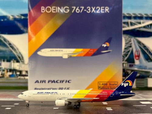 Phoenix 1:400 Air Pacific 767-300ER DQ-FJC PH1989 