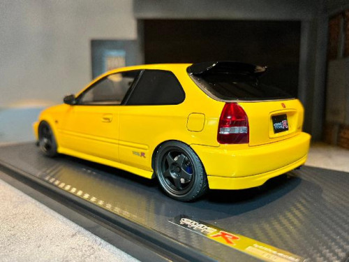 Ignition IG2676 1:18 Honda Civic(EK9) Type R Yellow [Width 9 Length 23 Height 7 cm] 2