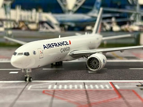 Gemini Jets 1:400 Air France Cargo 777-200LRF F-GUOC GJ2159 [Width 16 Length 17 Height 5 cms] 5