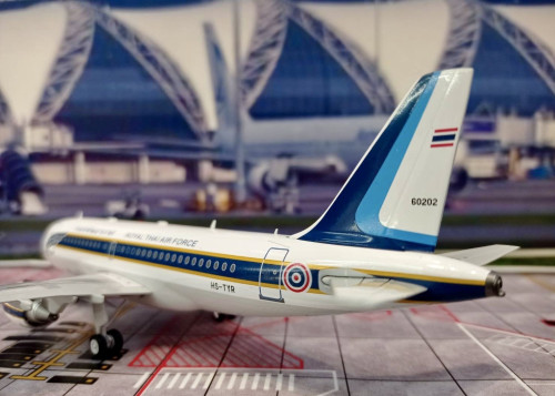 JFox Model 1:200 Royal Thai Air Force A319 HS-TYR RTAF JFA319007 4