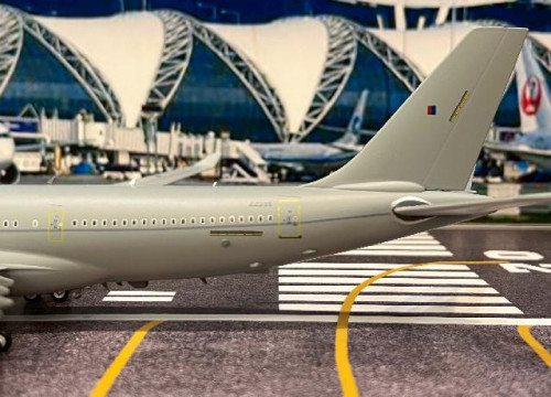 Inflight 1:200 UK Air Force A330 Voyager KC3 ZZ335 IFMRTTRAF335 [Width 30 Length 31 Height 8.5 cm] 6